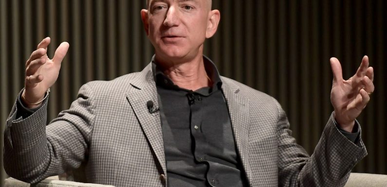 Jeff Bezos, Elon Musk, Bill Gates… Voici les premiers petits boulots de 14 grands patrons de la tech