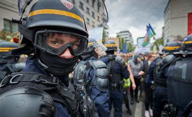 Les gilets jaunes ont-ils changé la façon de manifester en France?