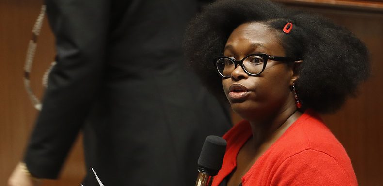 RT est-il un média? Sibeth Ndiaye s’interroge sur le fonctionnement de la carte de presse