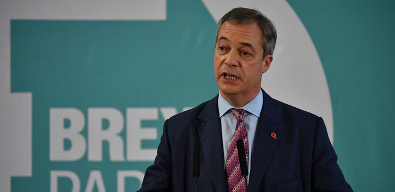 «Placer le pays avant le parti»: Farage renonce à défier les conservateurs dans 300 circonscriptions