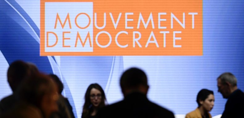 Emplois présumés fictifs d’assistants parlementaires Modem : un responsable mis en examen