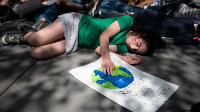 « Nous voulons que le monde change » : des enfants rédigent une Déclaration européenne des droits de la planète