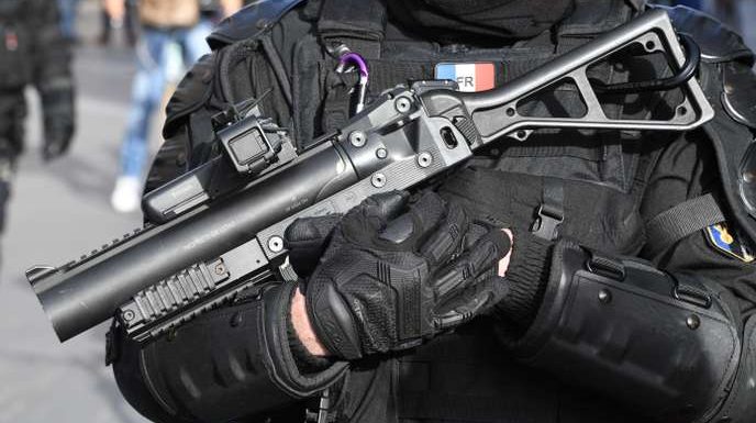 La plainte d’un adolescent blessé par un tir de LBD à Strasbourg classée sans suite