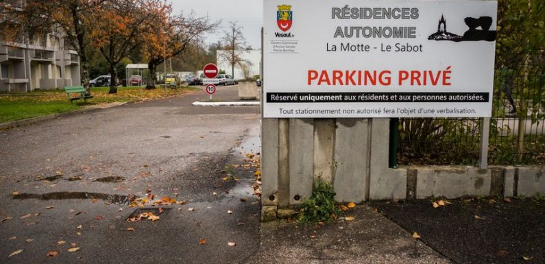 Laïcité : une religieuse se voit refuser une place en maison de retraite à Vesoul car elle porte le voile