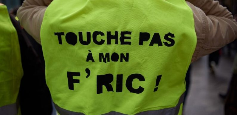 Un an de gilets jaunes : les mesures annoncées par Emmanuel Macron ont-elles été appliquées ?