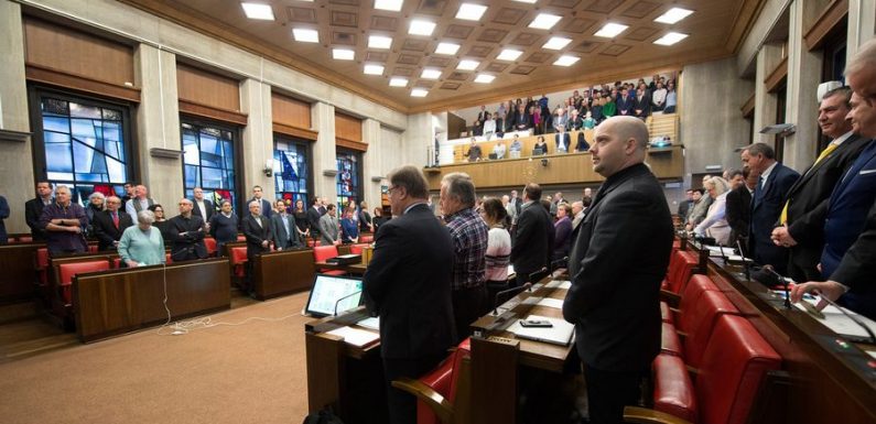 L’interdiction des signes religieux pour les élus de législatifs levée à Genève