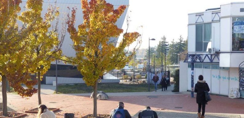 Le campus de l’université Lyon 2 à Bron, bloqué à l’aube par des étudiants, restera fermé ce mercredi