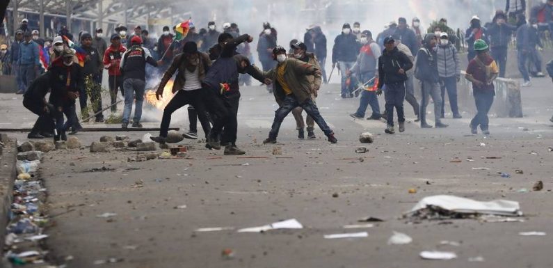 VIDEO. Bolivie: Un mort dans des affrontements, Morales prêt à rentrer