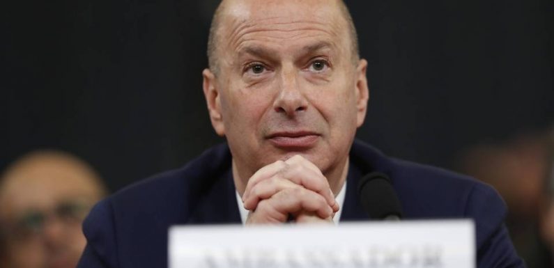 VIDEO. Impeachment : « On a suivi les ordres » de Trump, « Tout le monde était au courant »… L’ambassadeur Sondland sort le lance-flammes