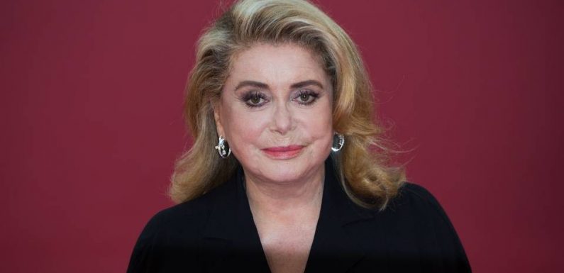 Catherine Deneuve : L’icône du cinéma « réagit bien au traitement » et « se repose » après son accident vasculaire