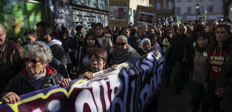 Immeubles effondrés à Marseille: Un an après, des milliers de manifestants dans les rues