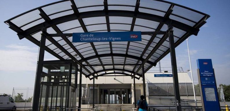 Yvelines : Des policiers pris à partie et un chapiteau incendié à Chanteloup-les-Vignes