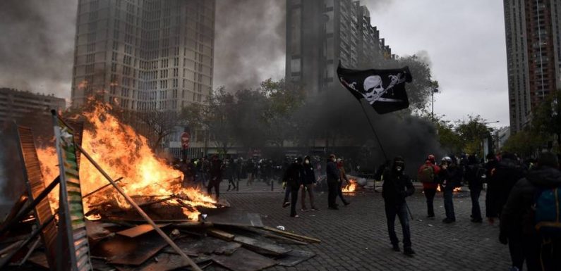 « Gilets jaunes » : Indignation après la dégradation de la stèle du maréchal Juin à Paris