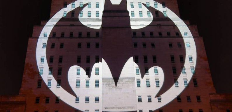 Batman: Bam ! Pow ! Les costumes de la série télé des années 1960 vendus aux enchères