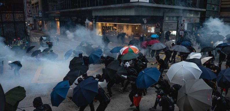 Nouveaux heurts à Hong Kong pour le 22e week-end de mobilisation