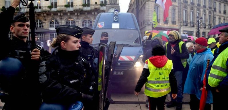 « Gilets jaunes » : Le premier anniversaire marqué par une flambée de violences à Paris