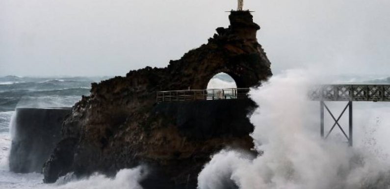 Tempête Amélie en Nouvelle-Aquitaine : Des dégâts matériels après le gros coup de vent et les pluies diluviennes