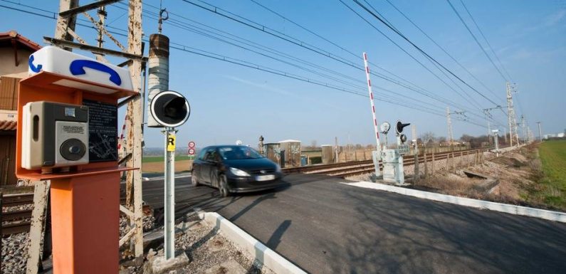 Ain : deux morts dans une collision entre un train et une voiture