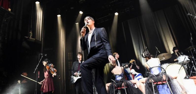 La chanteur Pete Doherty est en garde à vue à Paris pour avoir acheté de la cocaïne