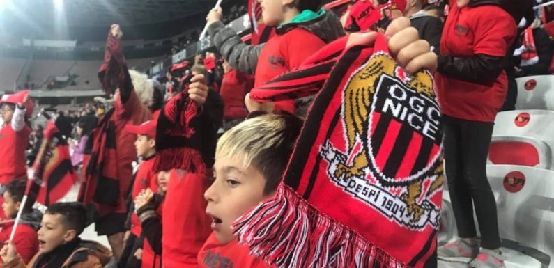 OGC Nice : « Je connais tous les chants par cœur », on s’est glissé dans la seule tribune pour enfants de Ligue 1