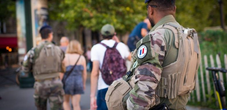 La France fait face à un « degré de violences » inédit, selon le coordinateur du renseignement
