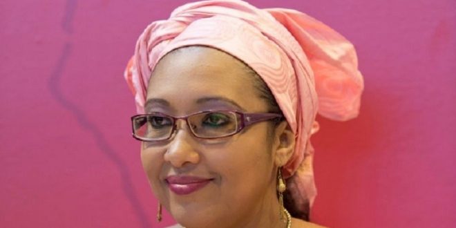 Djaïli Amal: l’auteure s’arrache une grande maison d’édition française!