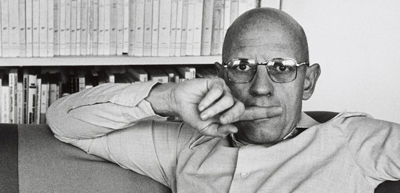 Foucault : le fou, l’écrivain, et les savoirs minoritaires