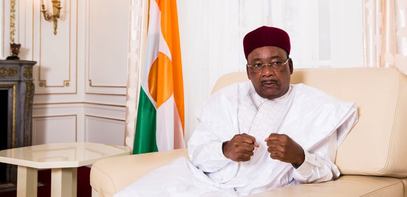 Le président du Niger alerte sur les groupes djihadistes : « Si le Sahel cède, la menace touchera l’Occident »