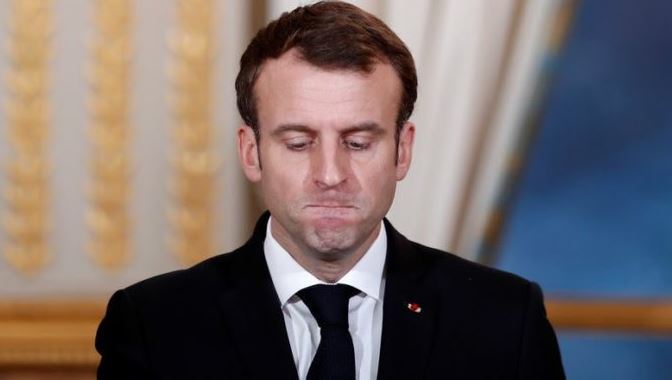 COMMUNIQUE Le hashtag #MacronDestitution dans le top-3 des tendances sur Twitter en France