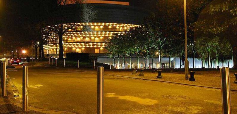 Nantes : 12 ans de réclusion pour avoir traîné sa compagne accrochée à une voiture sur 2 kilomètres