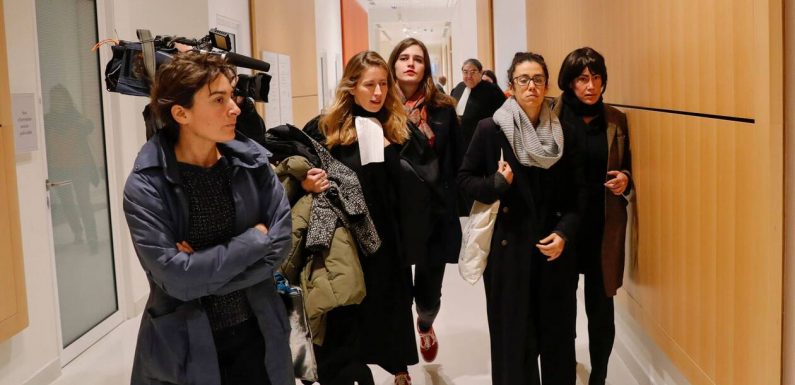 Condamnation requise contre trois Femen pour « exhibition sexuelle » au passage du convoi de Trump à Paris