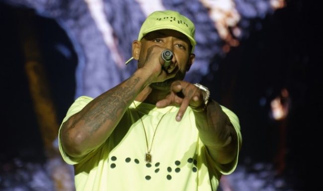 “Punissons là” : le rappeur Booba menace Zineb El Rhazoui