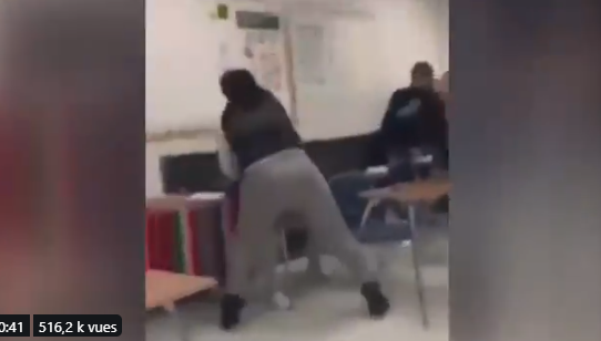 Texas : Une prof congédiée pour avoir tabassé un de ses élèves