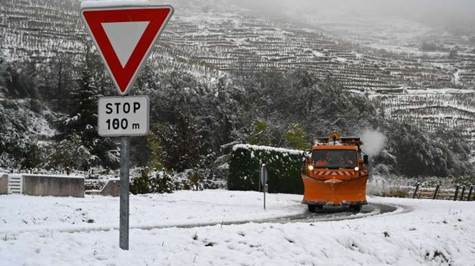 Toujours 145 000 foyers privés d’électricité en Rhône-Alpes à cause de la neige