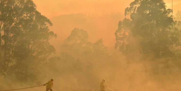 Feux en Australie: le silence de moins en moins tenable du gouvernement sur le climat