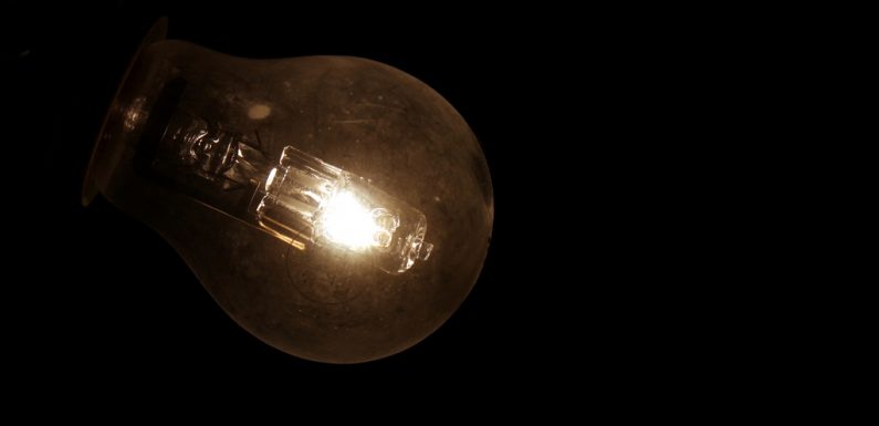 Transformer le CO2 en carburant : encore une idée lumineuse et ruineuse