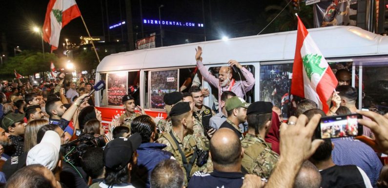Liban: sous la pression de la rue, l’ex-ministre Mohamad Safadi renonce à devenir Premier ministre