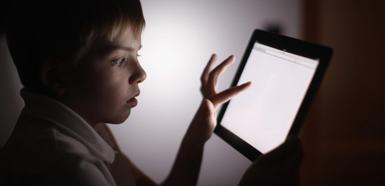 Les écrans modifieraient la structure du cerveau des jeunes enfants