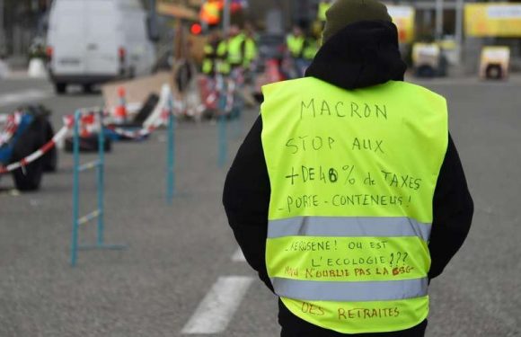 Gilets jaunes : « Un face à face entre le président-PDG et le citoyen-client »