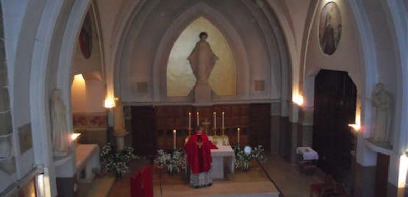 Demander une messe pour un défunt ou un vivant