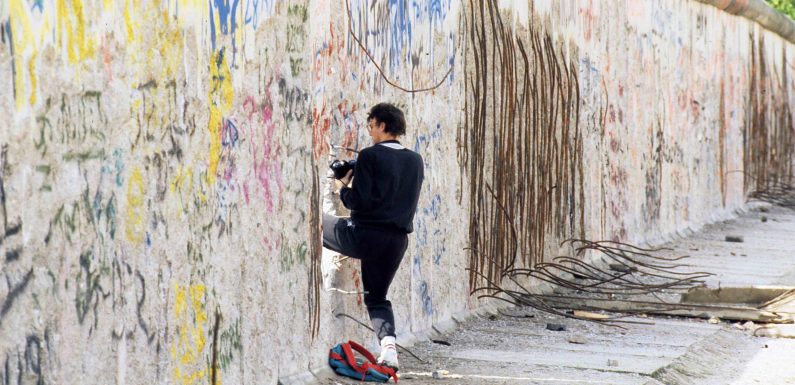 The shadow of the wall still divides Germany