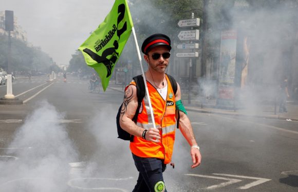 Notre grand test spécial grèves : quel est votre look syndical ?