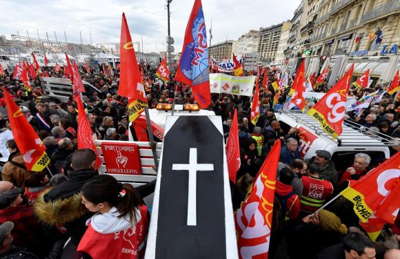 La journée de grève du 5 décembre racontée par la presse étrangère