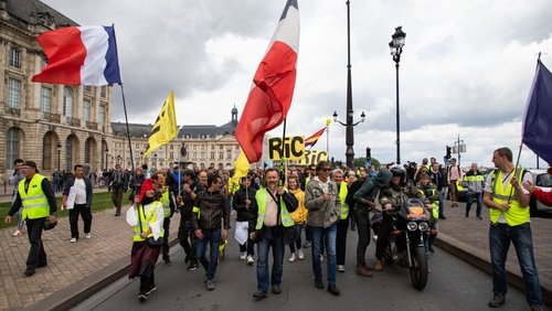 ‘Ghost of the yellow vest’ protests haunts French government