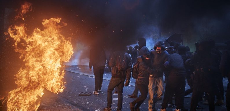 French Strike Aims to Save an Envied, but Convoluted, Approach to Pensions