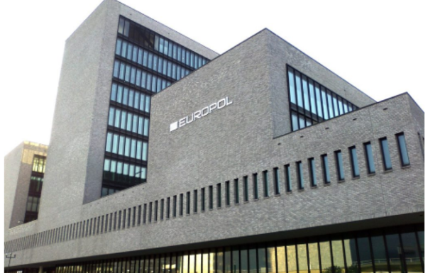 228 personnes arrêtées pour blanchiment d’argent, plus de 3800 «mules financières» identifiées annonce Europol