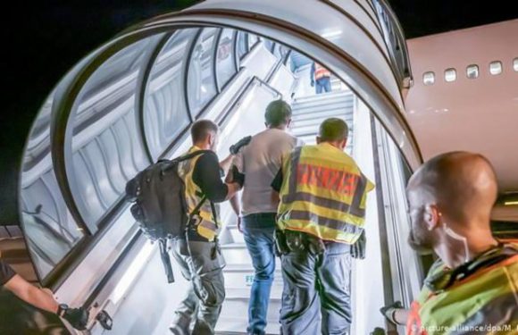 Berlin : près de 30.000 migrants déboutés et expulsés sont revenus en Allemagne pour demander de nouveau l’asile