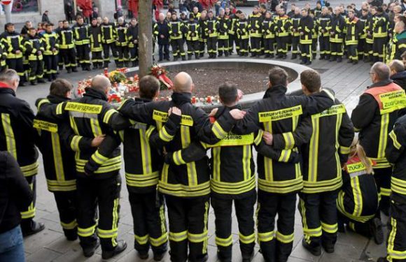 Augsbourg (All.) : un pompier tabassé à mort devant sa femme par une bande de 7 jeunes, un ami de la victime grièvement blessé