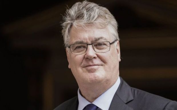 Réforme des retraites : Jean-Paul Delevoye a oublié, dans sa déclaration d’intérêts, sa fonction dans le domaine des assurances