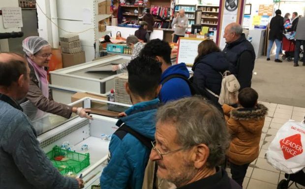 Châtellerault (86) : 50% des bénéficiaires des Restos du coeur sont des étrangers « Ils veulent des produits halal »